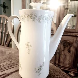 Vintage tea/coffee kettle